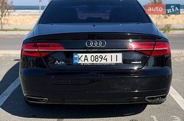 Седан Audi A8 2016 в Благовіщенську