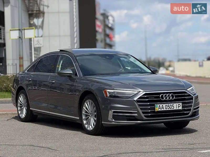 Audi A8 2018 VIN WAU8DAF83KN010633 фото оголошення 109 з 176