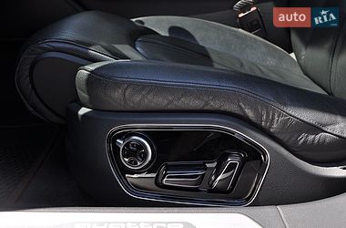 Седан Audi A8 2015 в Одесі