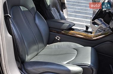 Седан Audi A8 2015 в Одесі