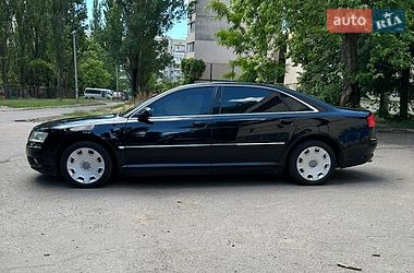 Седан Audi A8 2004 в Одесі