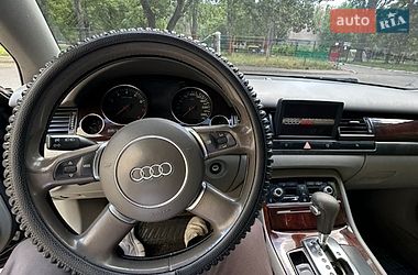 Седан Audi A8 2004 в Одесі