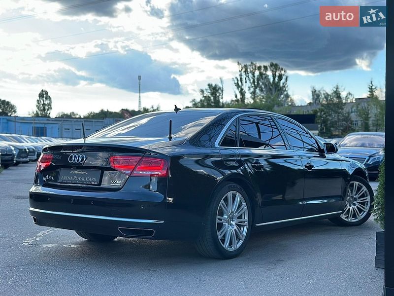 Седан Audi A8 2012 в Харкові