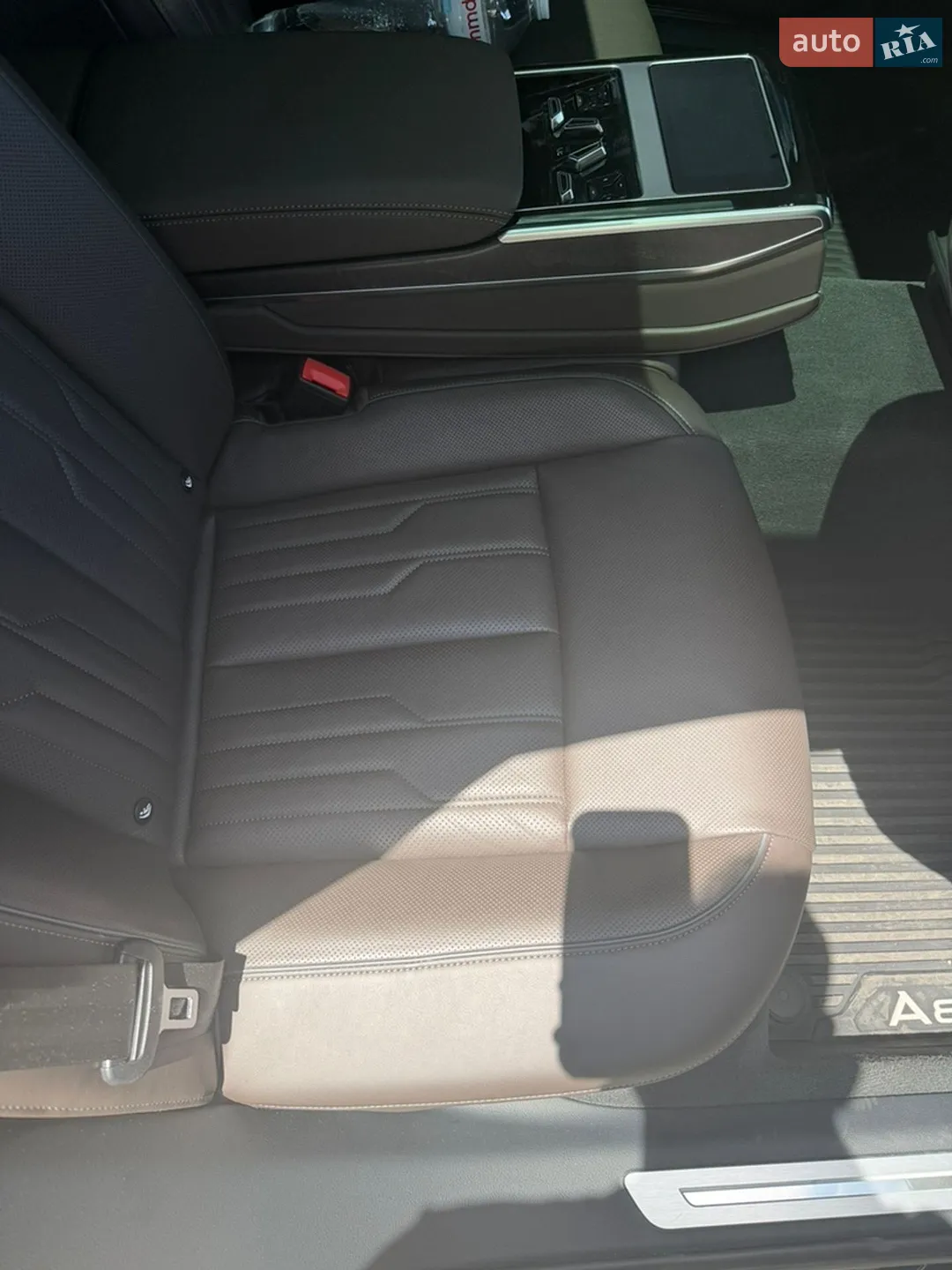 2021 Audi A8 - мініатюра 8