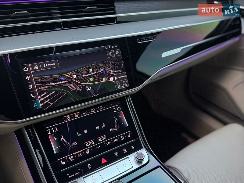 Седан Audi A8 2018 в Днепре