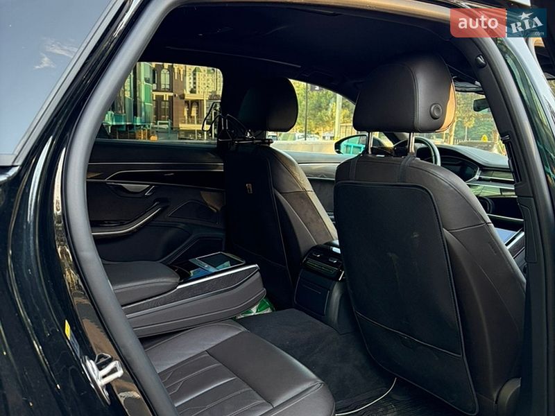 Седан Audi A8 2020 в Одессе