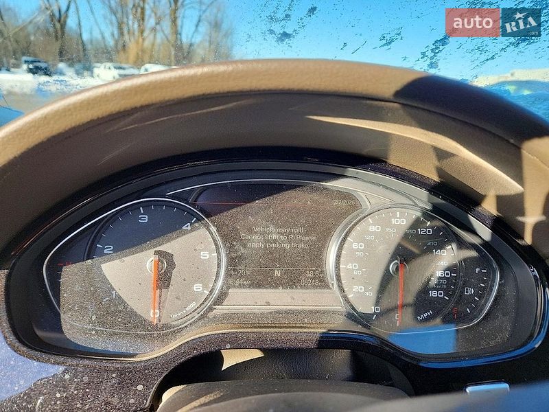 Седан Audi A8 2015 в Києві