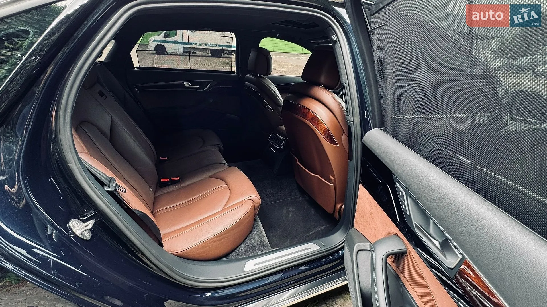 Audi A8 2013 VIN WAURGAFD4DN030630 фото оголошення 13 з 14