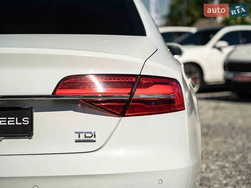 Audi A8 2015 VIN WAU3RAFD3GN007022 фото оголошення 16 з 96