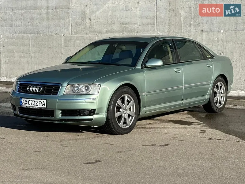 Audi A8 2003
