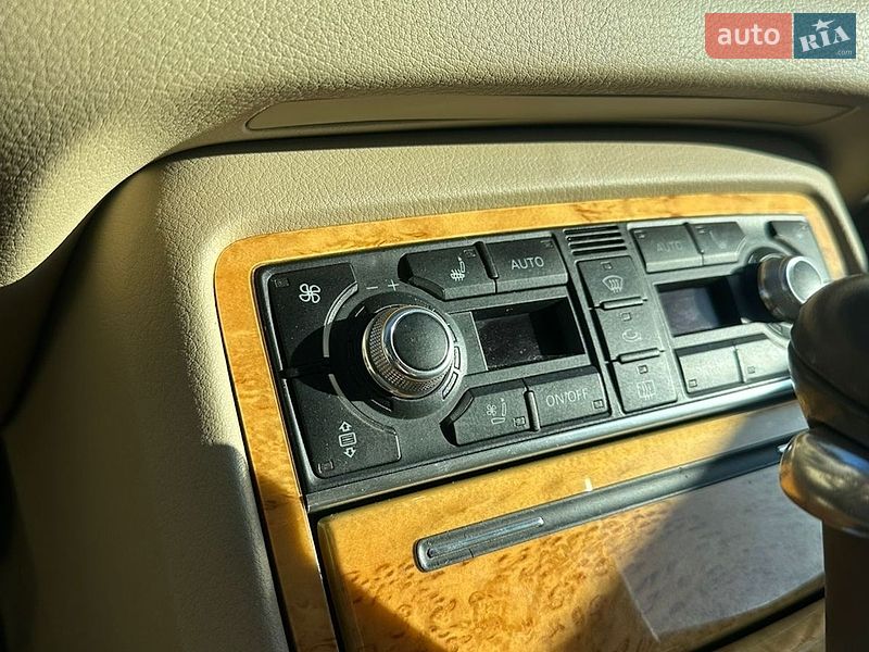 Седан Audi A8 2003 в Киеве фото 27 Седан Audi A8 2003 в Киеве
