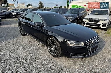 Седан Audi A8 2015 в Тернополе