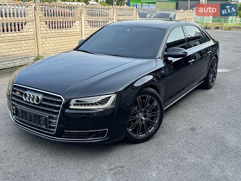 Седан Audi A8 2015 в Тернополе