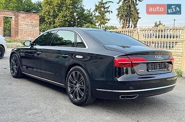 Седан Audi A8 2015 в Тернополе