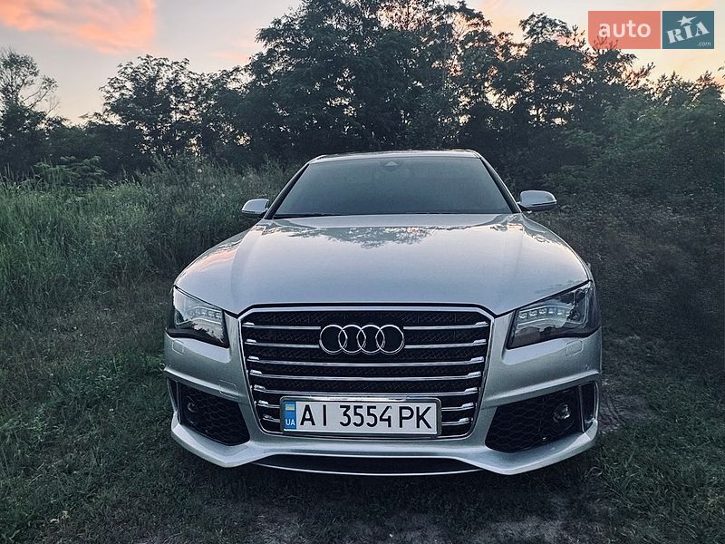 Седан Audi A8 2012 в Каменском