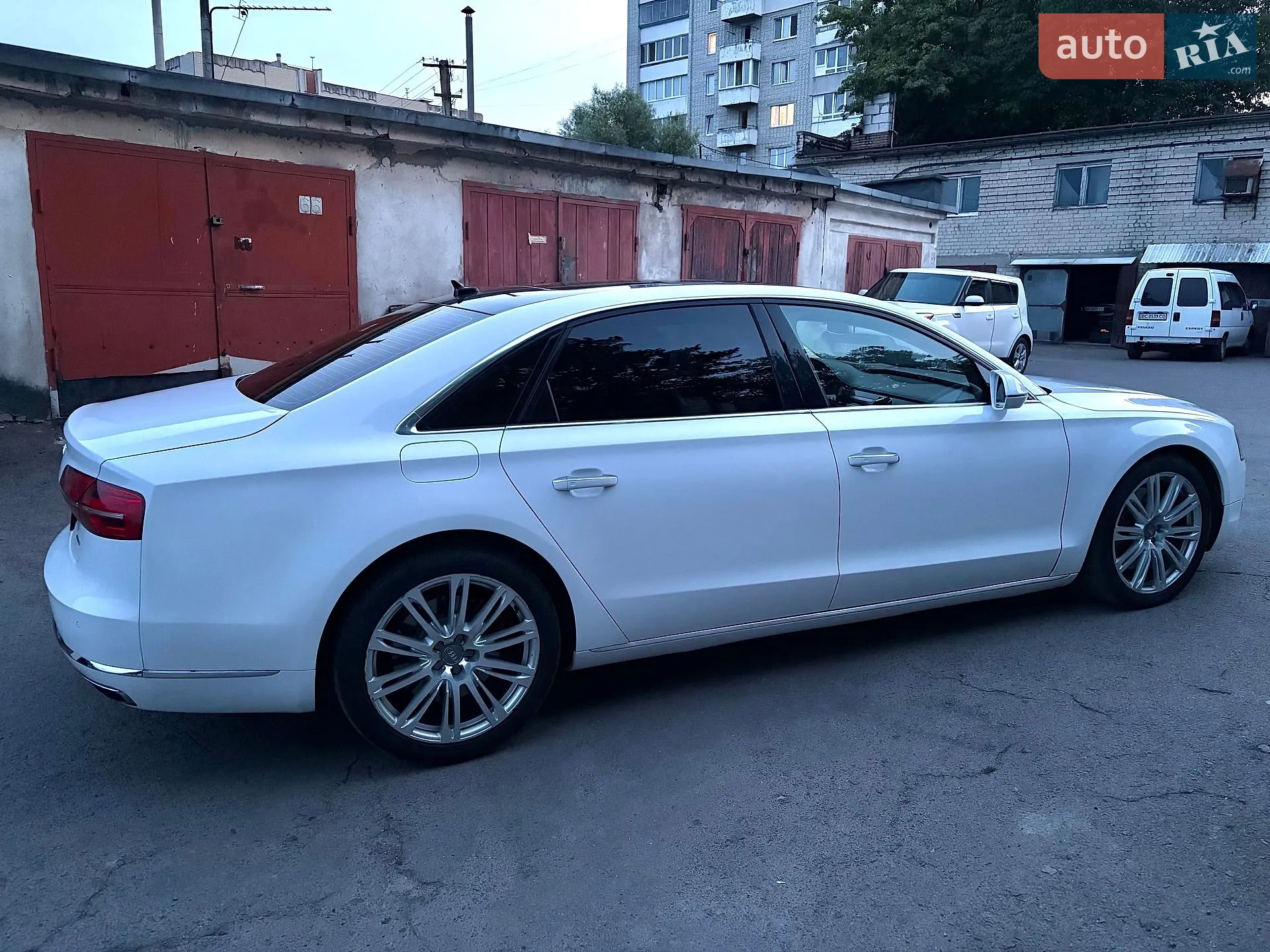 2015 Audi A8 - мініатюра 12