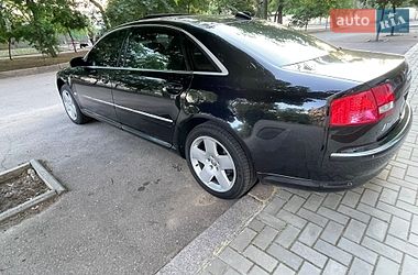 Седан Audi A8 2004 в Николаеве
