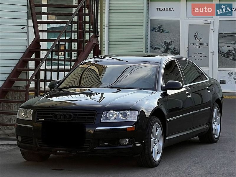 Седан Audi A8 2004 в Николаеве