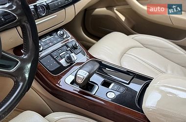 Седан Audi A8 2012 в Одессе