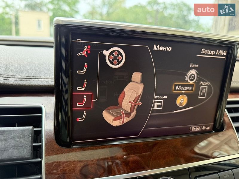 Седан Audi A8 2012 в Одессе