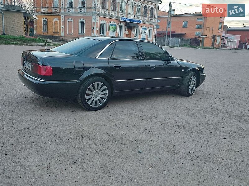 Седан Audi A8 2000 в Ніжині