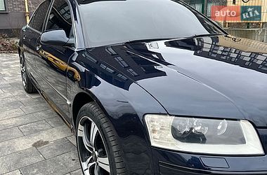 Седан Audi A8 2004 в Львове