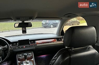 Седан Audi A8 2004 в Львове