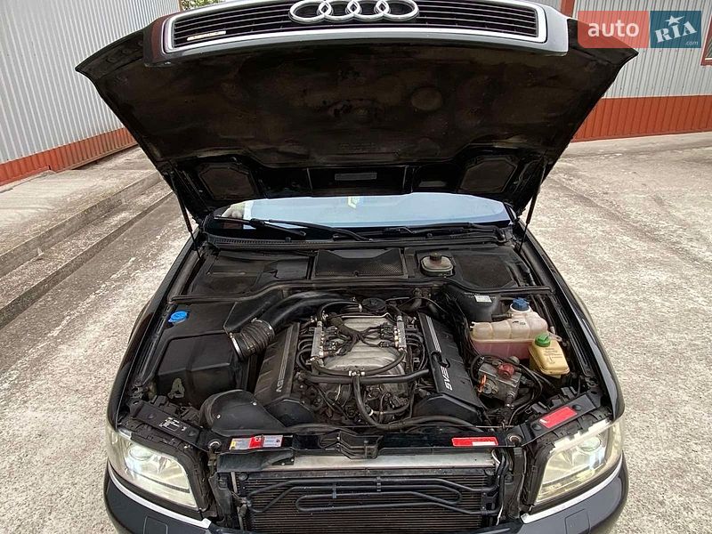 Седан Audi A8 2000 в Ярмолинцах