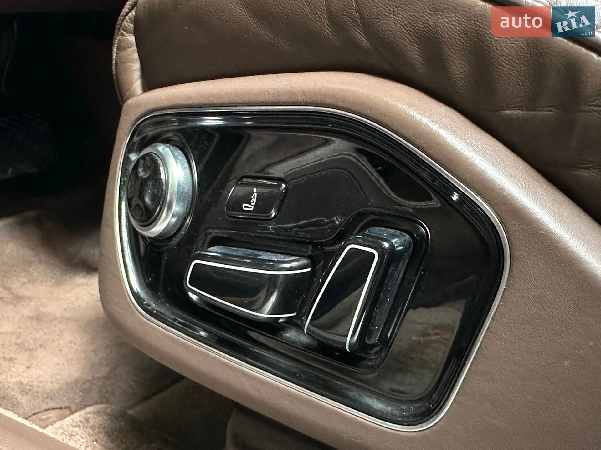 2012 Audi A8 - мініатюра 14