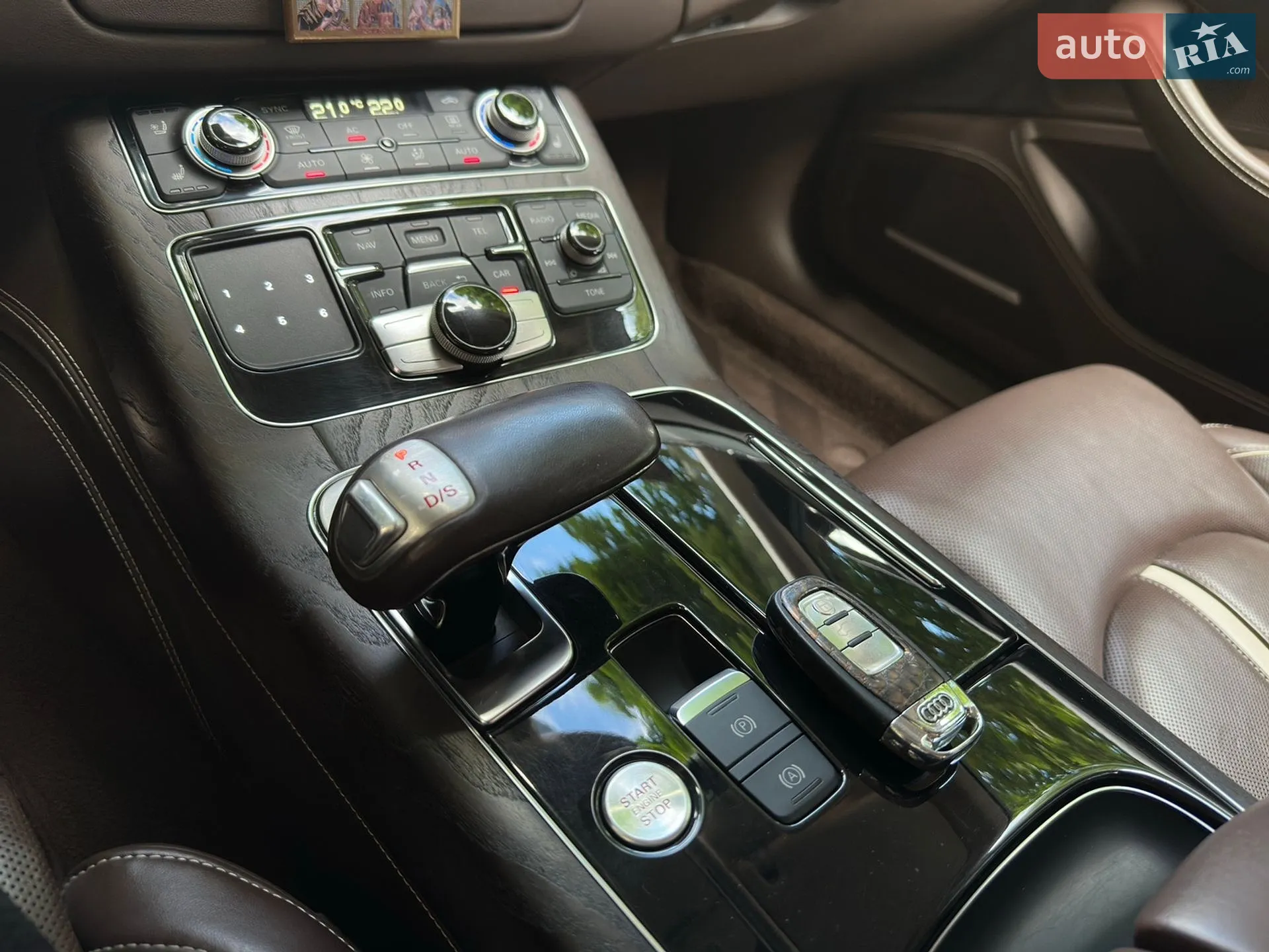 2012 Audi A8 - мініатюра 32