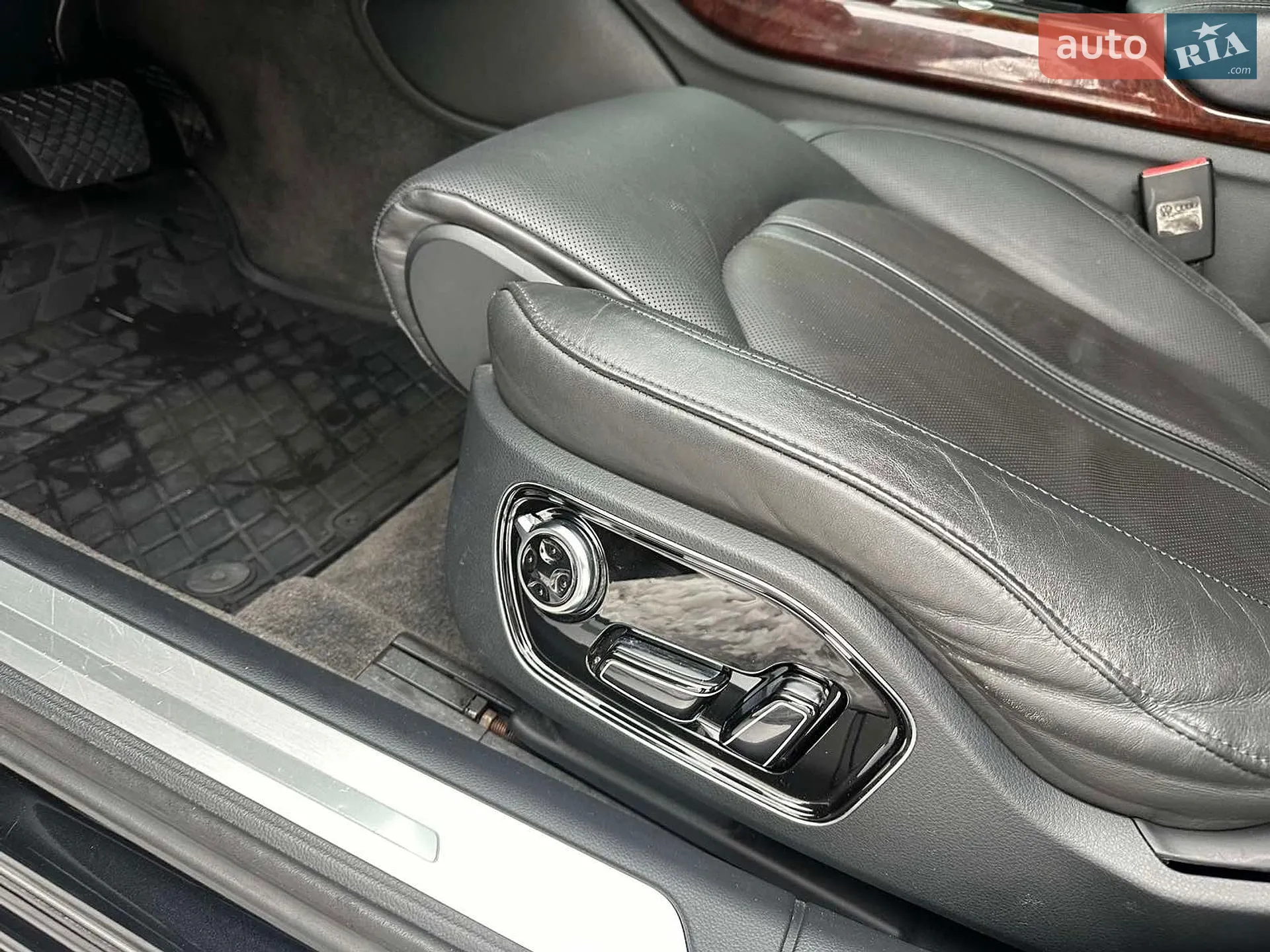 2012 Audi A8 - мініатюра 33