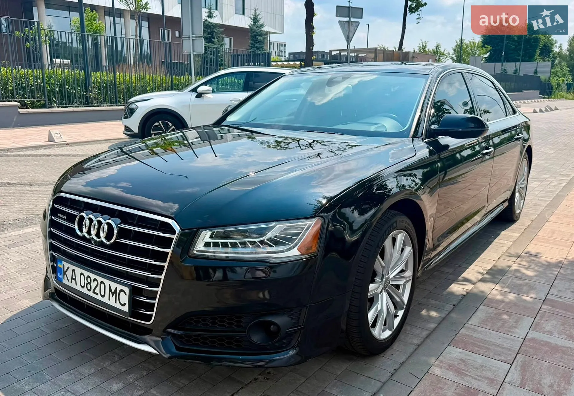 2017 Audi A8 - мініатюра 2