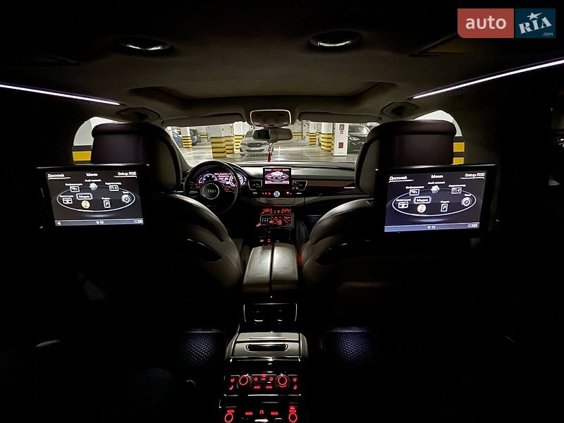 Седан Audi A8 2010 в Вінниці