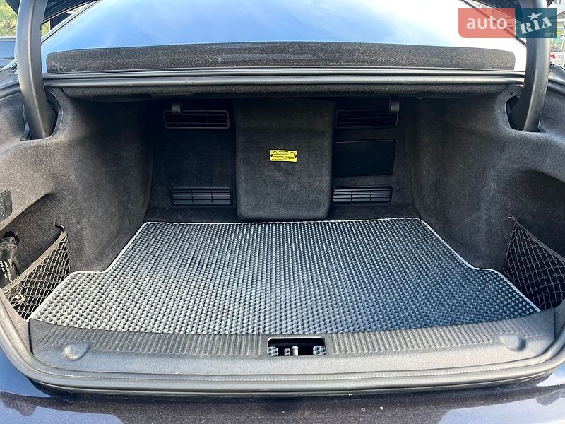 Седан Audi A8 2010 в Вінниці