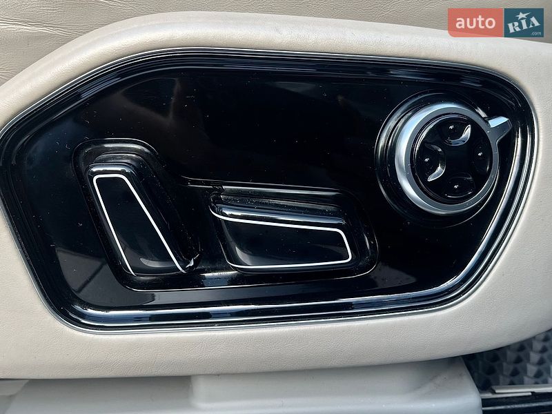 Седан Audi A8 2010 в Вінниці