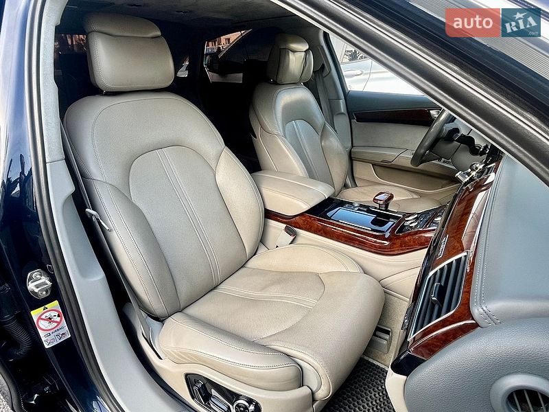 Седан Audi A8 2010 в Вінниці