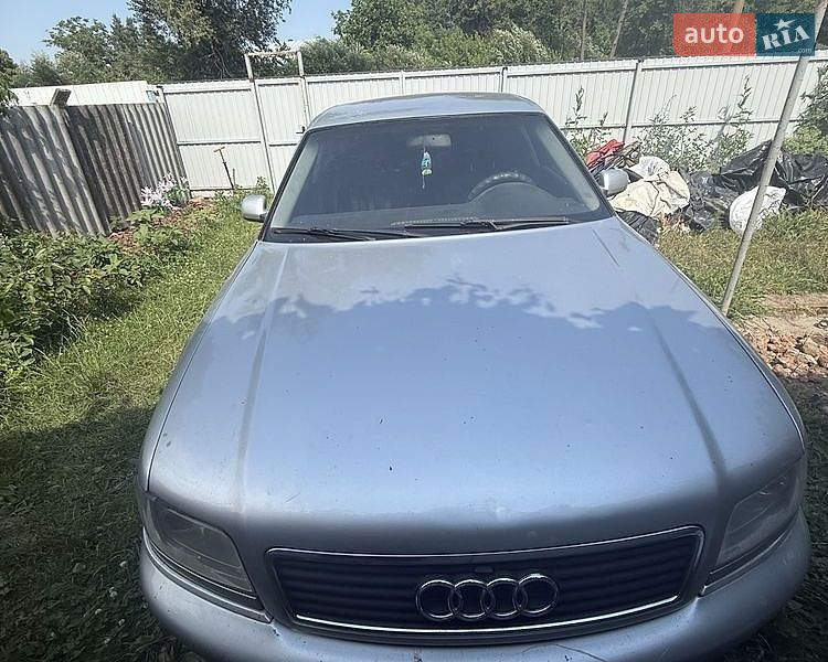 Audi A8 2000