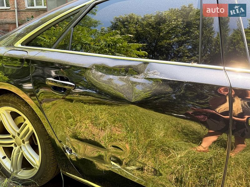 Седан Audi A8 2011 в Хмельницькому