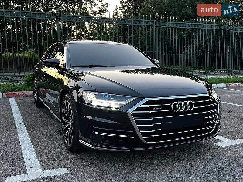 Audi A8
