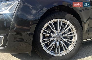 Седан Audi A8 2017 в Киеве