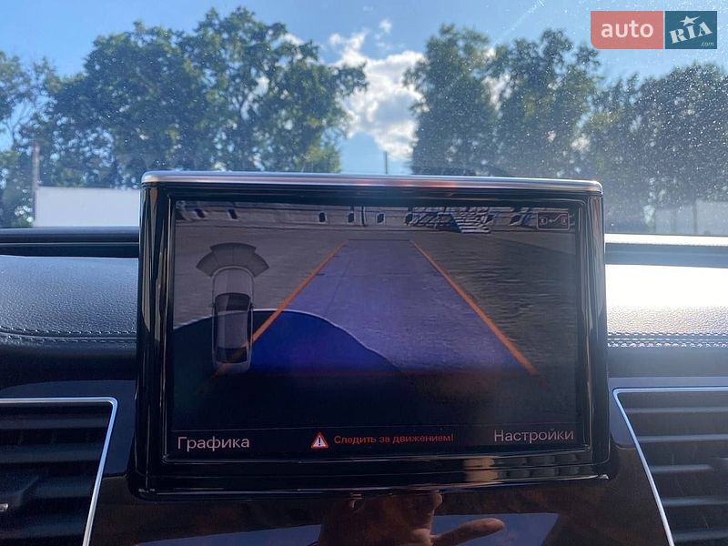 Седан Audi A8 2017 в Киеве