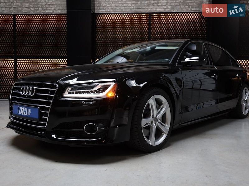Седан Audi A8 2018 в Луцке Седан Audi A8 2018 в Луцке
