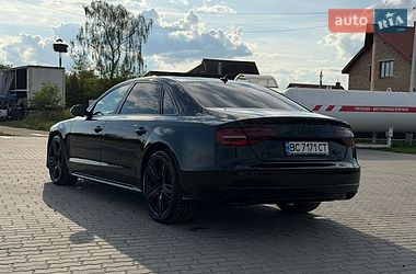 Седан Audi A8 2015 в Львове
