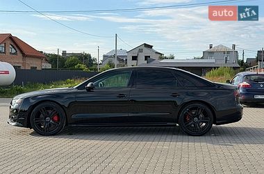 Седан Audi A8 2015 в Львове
