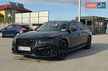 Седан Audi A8 2015 в Львове