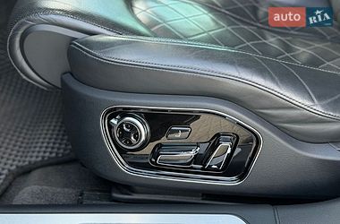 Седан Audi A8 2015 в Львове
