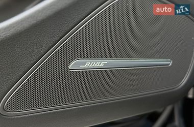 Седан Audi A8 2015 в Львове