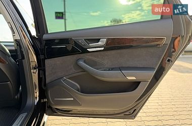 Седан Audi A8 2015 в Львове