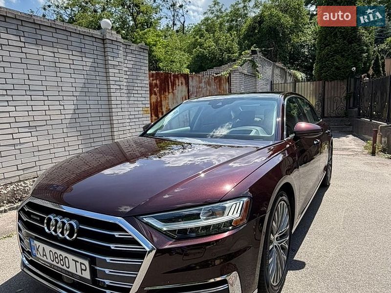 Седан Audi A8 2018 в Києві