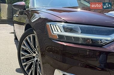 Седан Audi A8 2018 в Києві